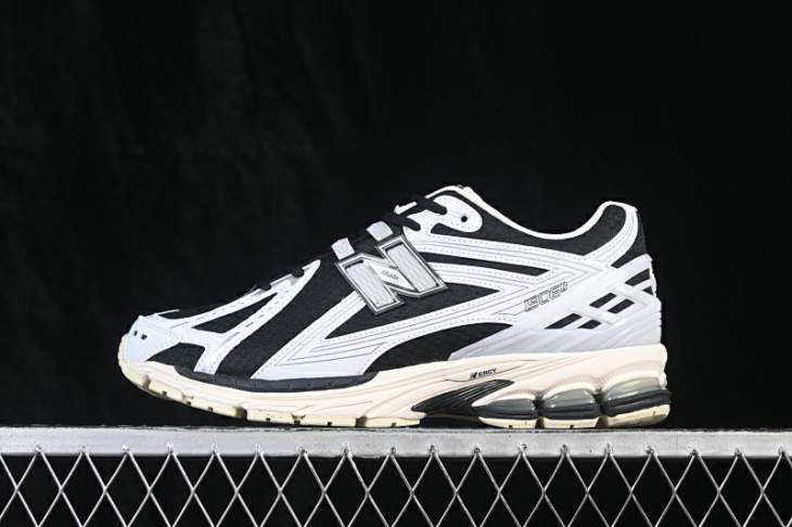 Picture of New Balance 1906 _SKUfw22911140081562991fw